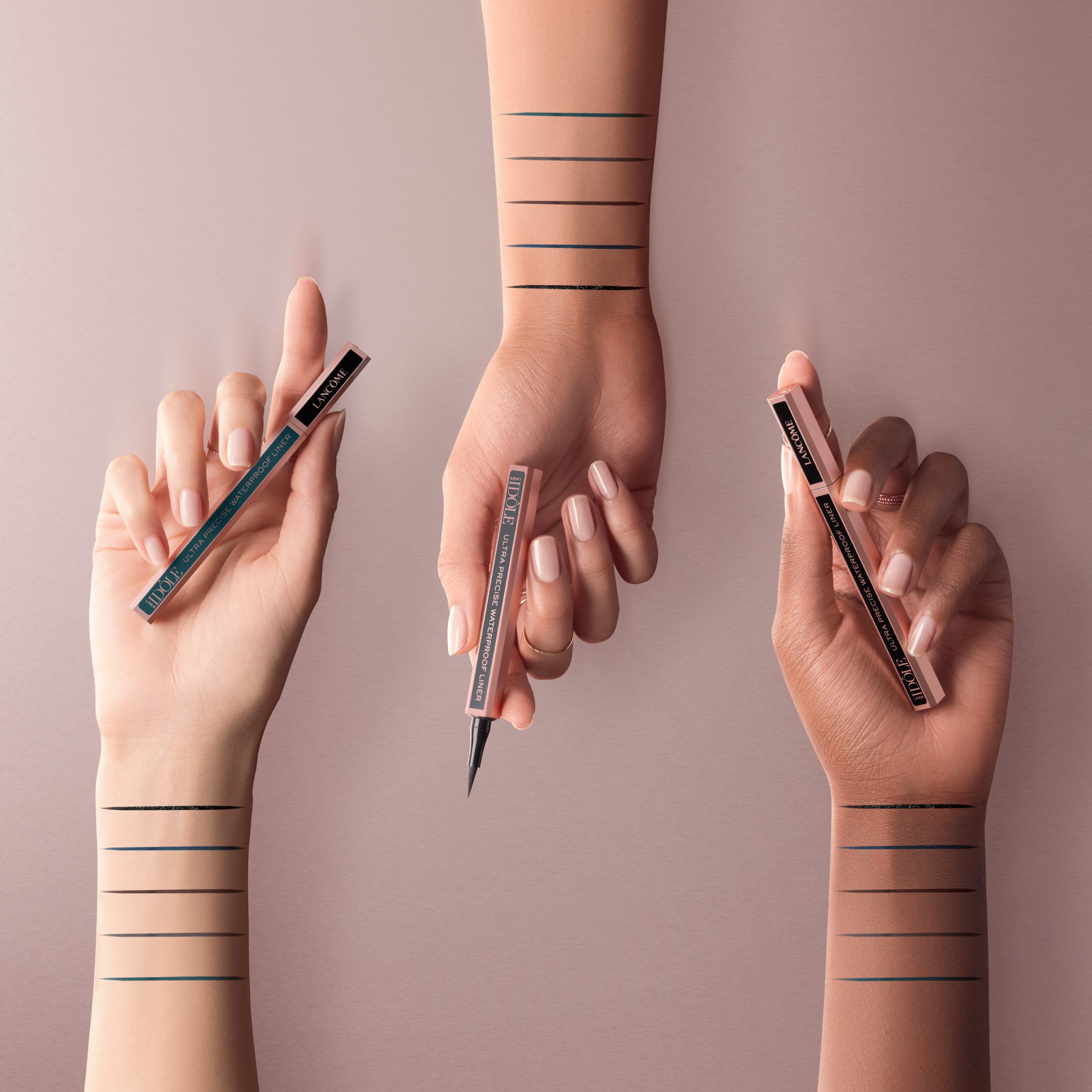 LINER IDOLE EYELINER