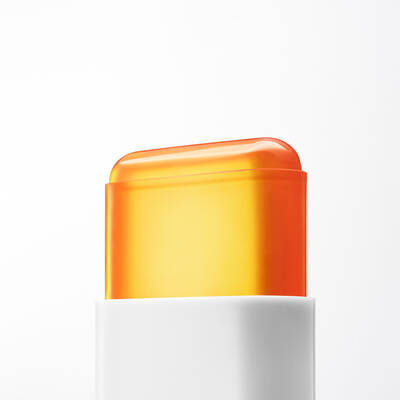 SUPRA SCREEN SUN STICK urununun yakın plan goruntusu